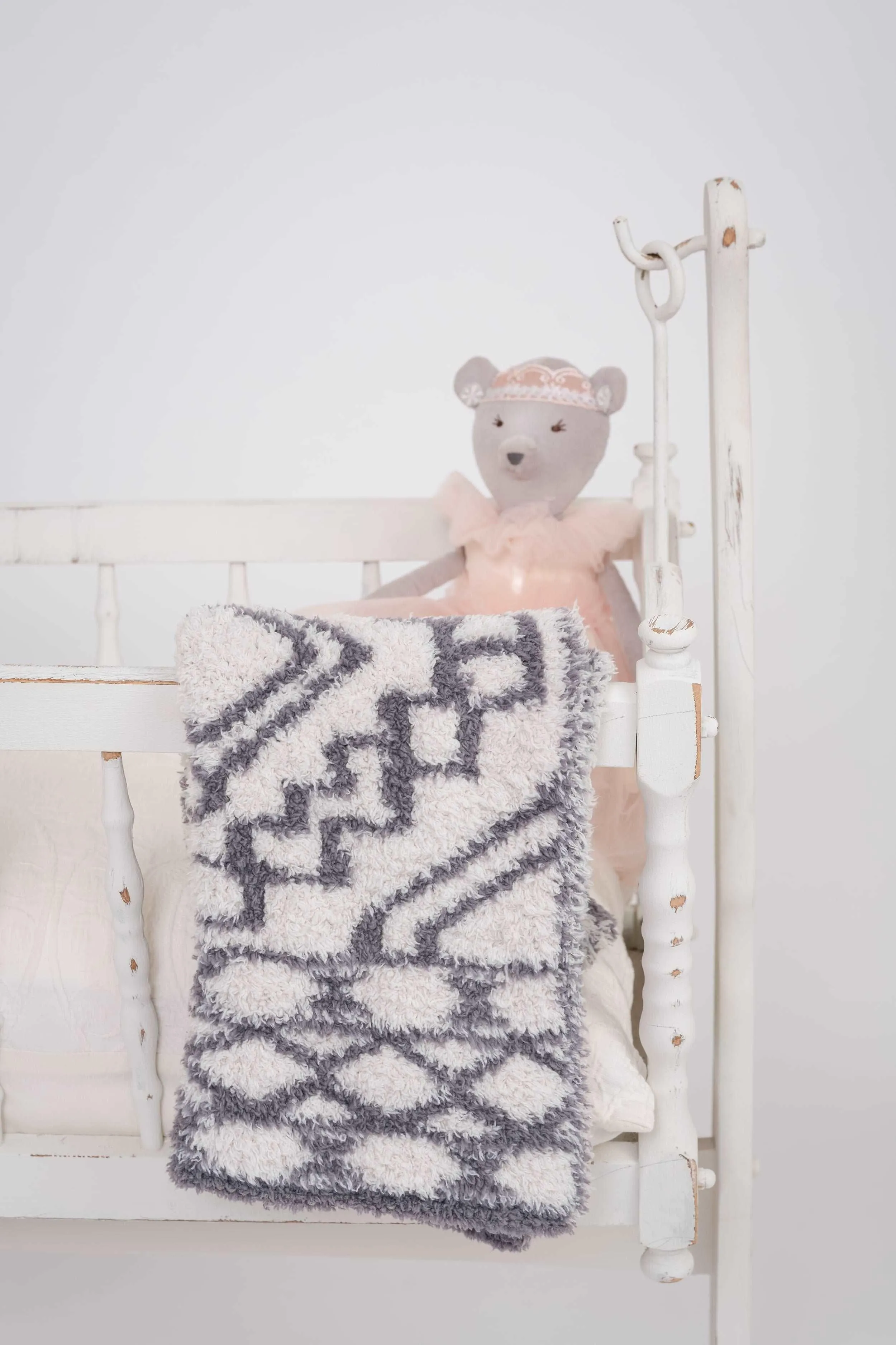 Baby's Breath & Volcanic Glass Diamond Tile Lovey Baby Blanket