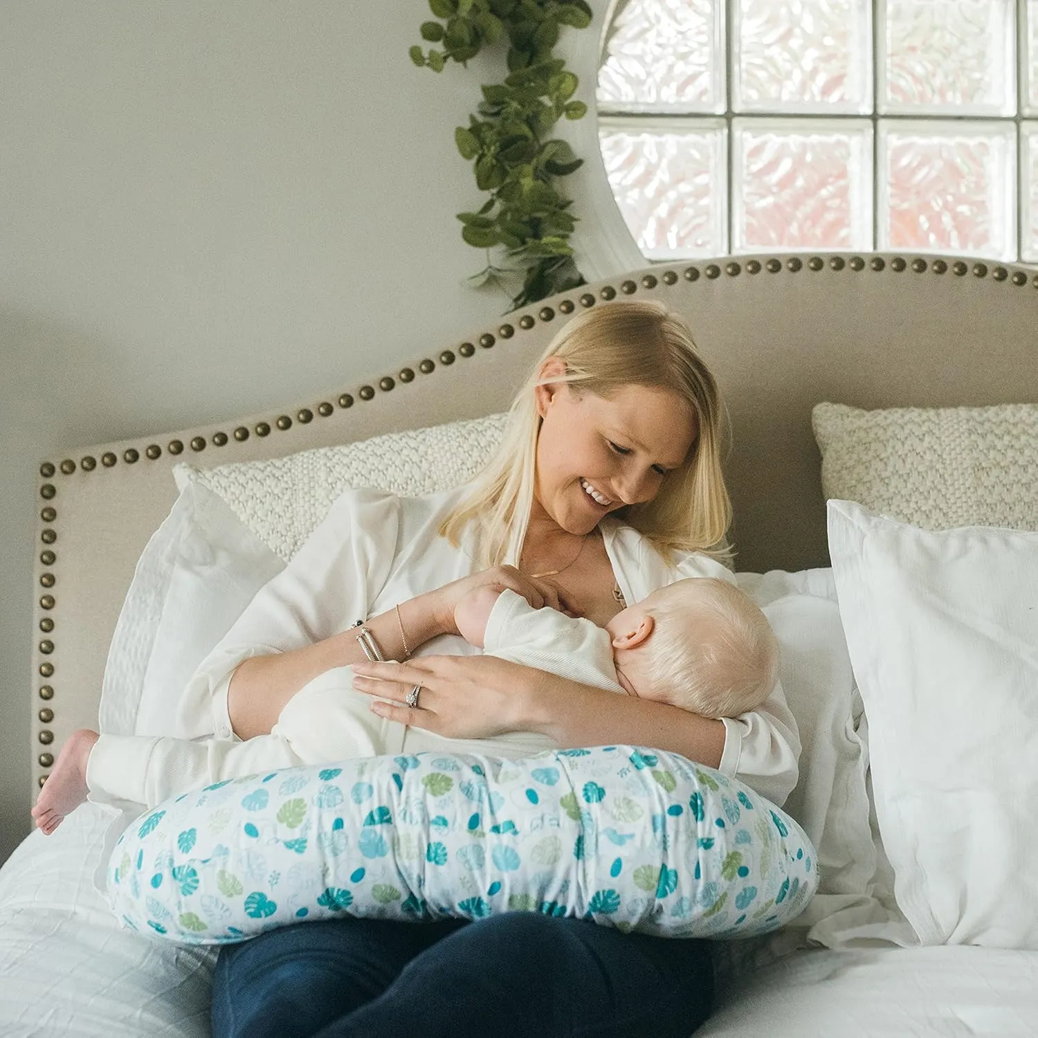 Dr. Brown's Breastfeeding Pillow, Green