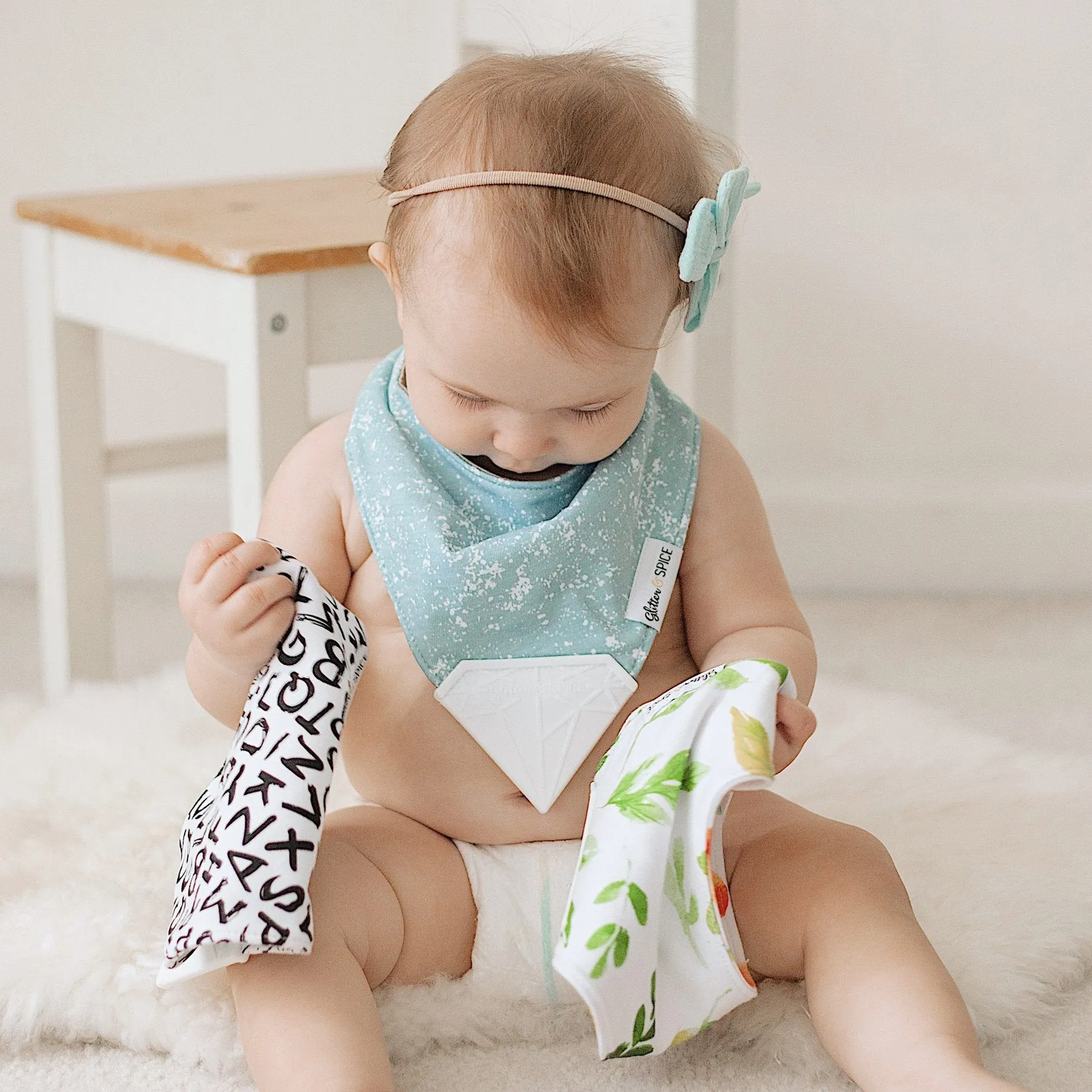Glitter & Spice Organic Chew Bib - Sky Adventure
