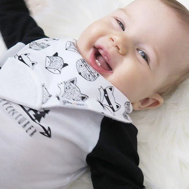 Glitter & Spice Organic Chew Bib - Sky Adventure