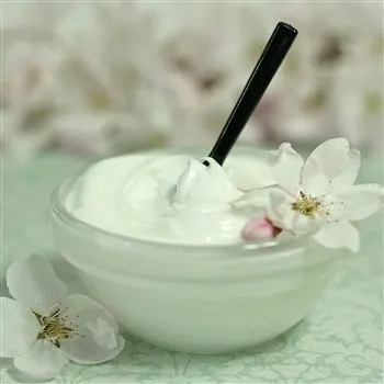 HAIR CARE - SHAMPOOS & CONDITIONERS CLASS