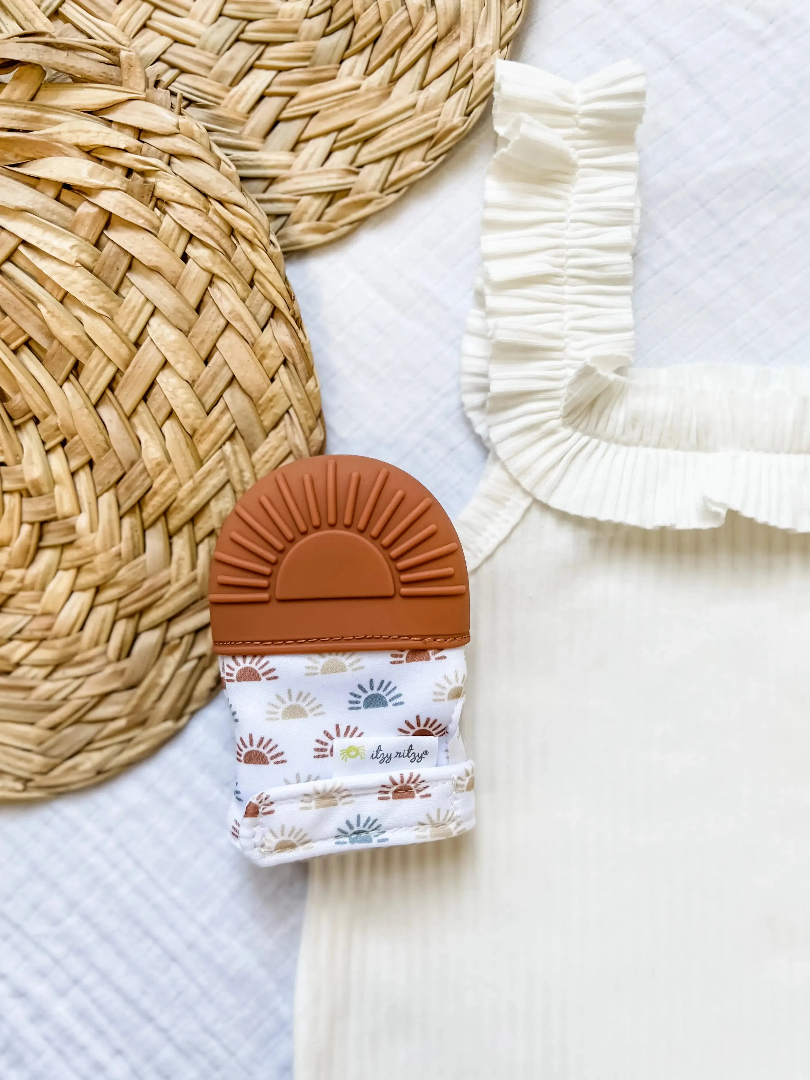 Itzy Ritzy Teething Mitt - Sun