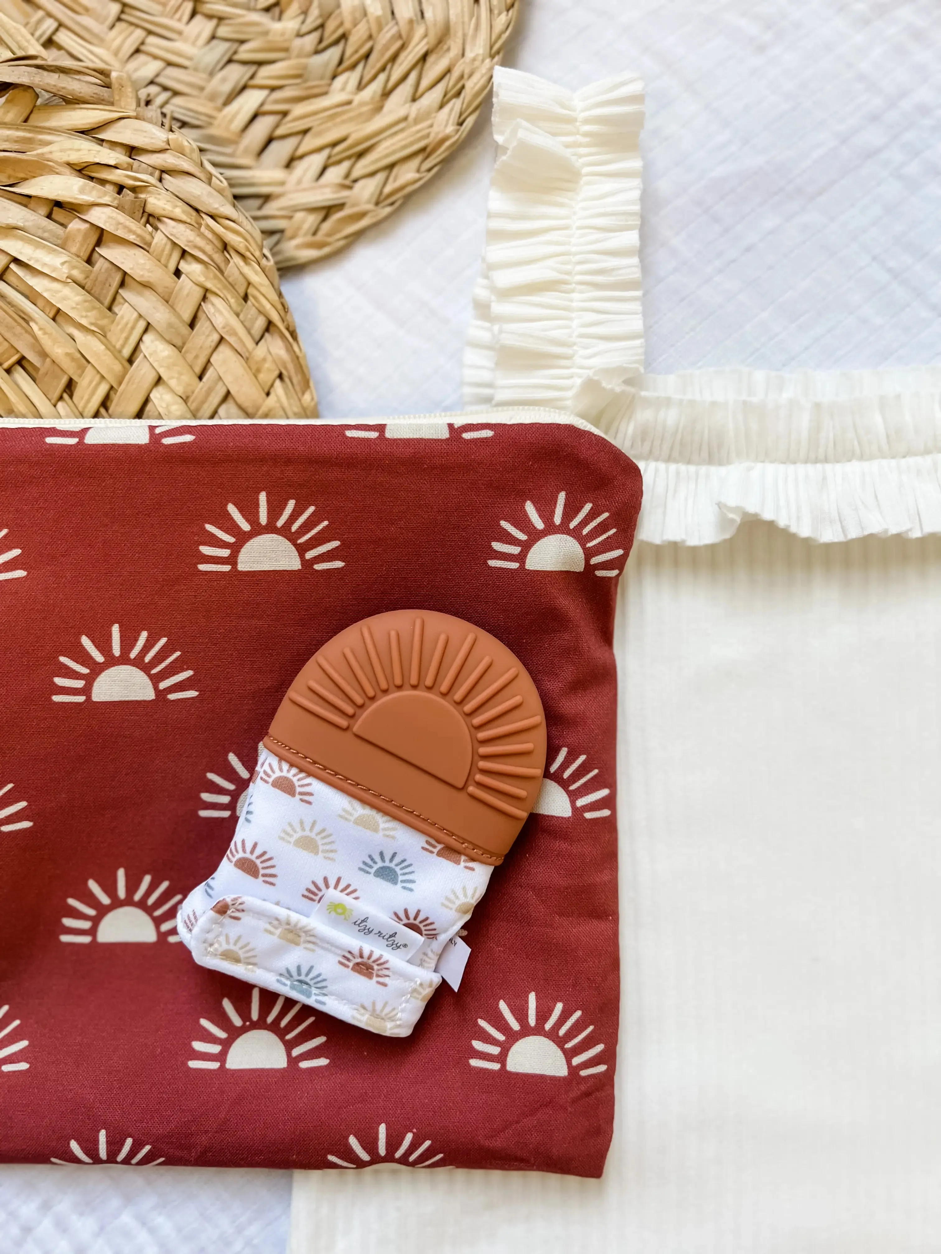 Itzy Ritzy Teething Mitt - Sun