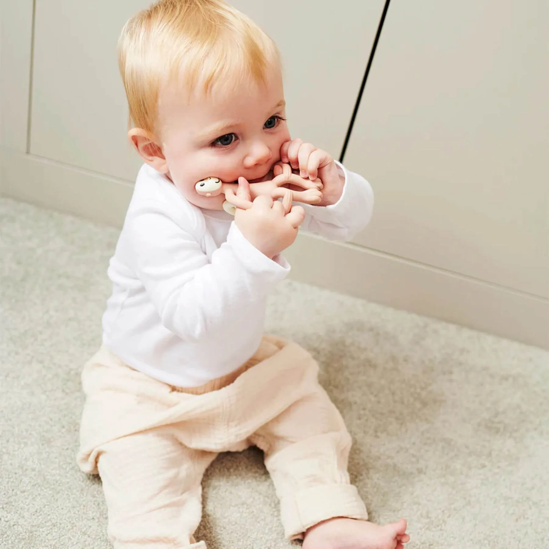 Matchstick Monkey Original Teething Toy (Dusty Pink)