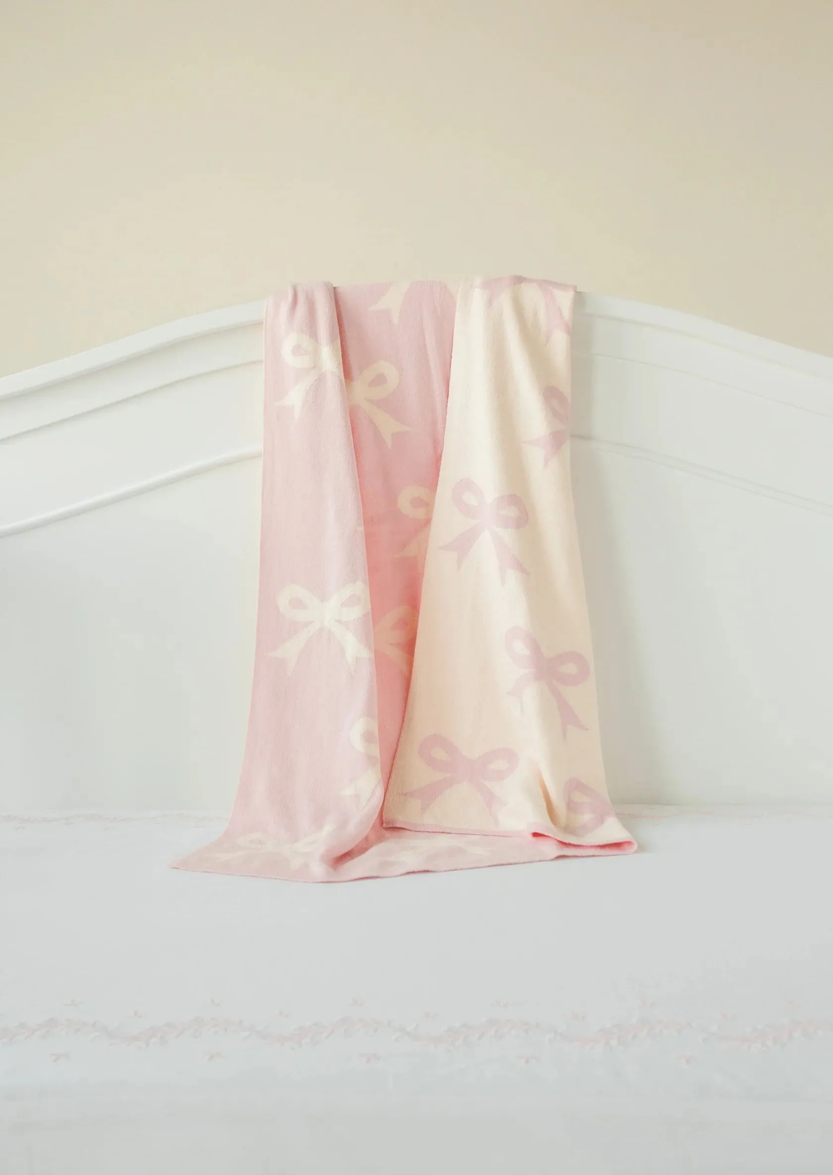 Nursery Blanket - Bow