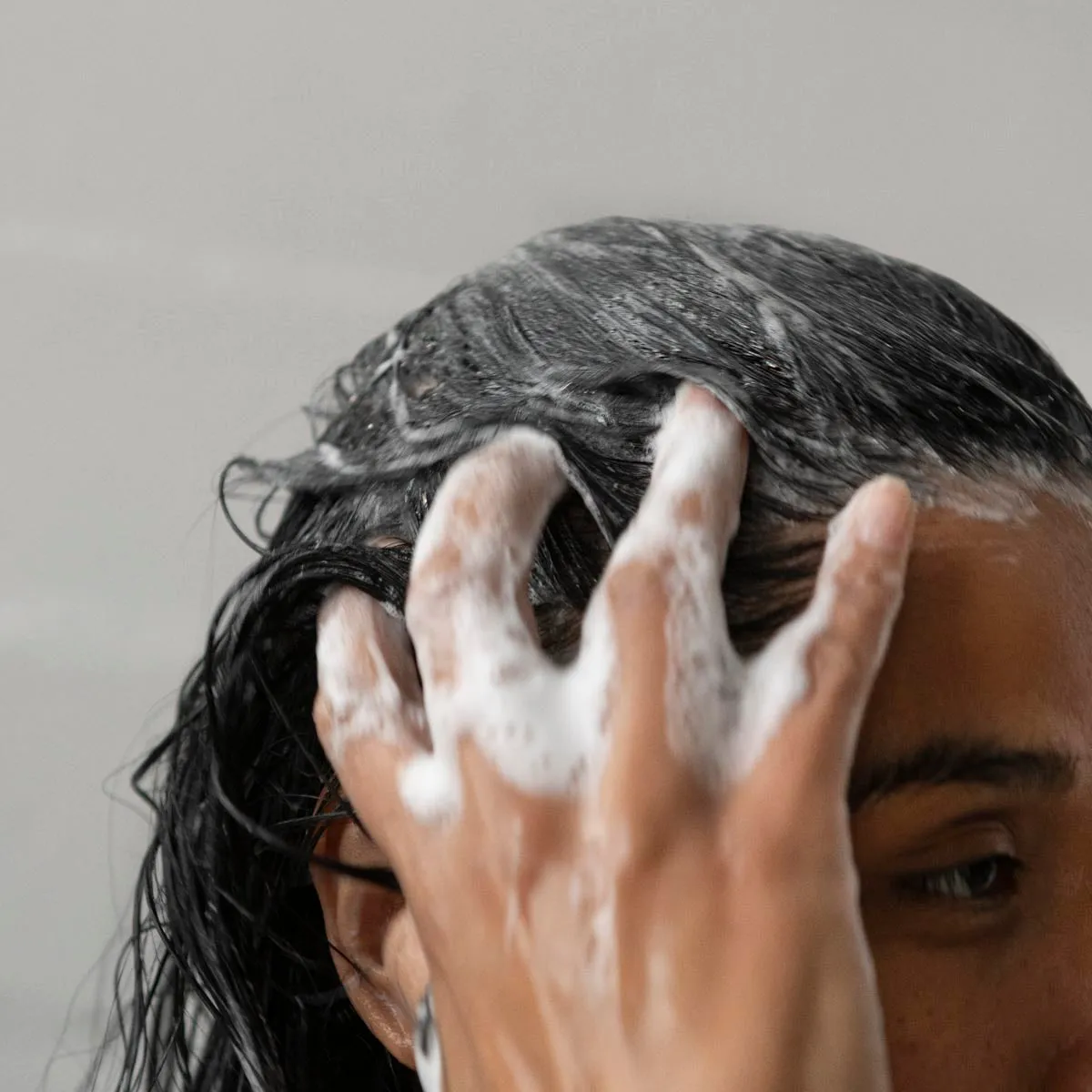 Volumizing Shampoo : LEAVES BAR™